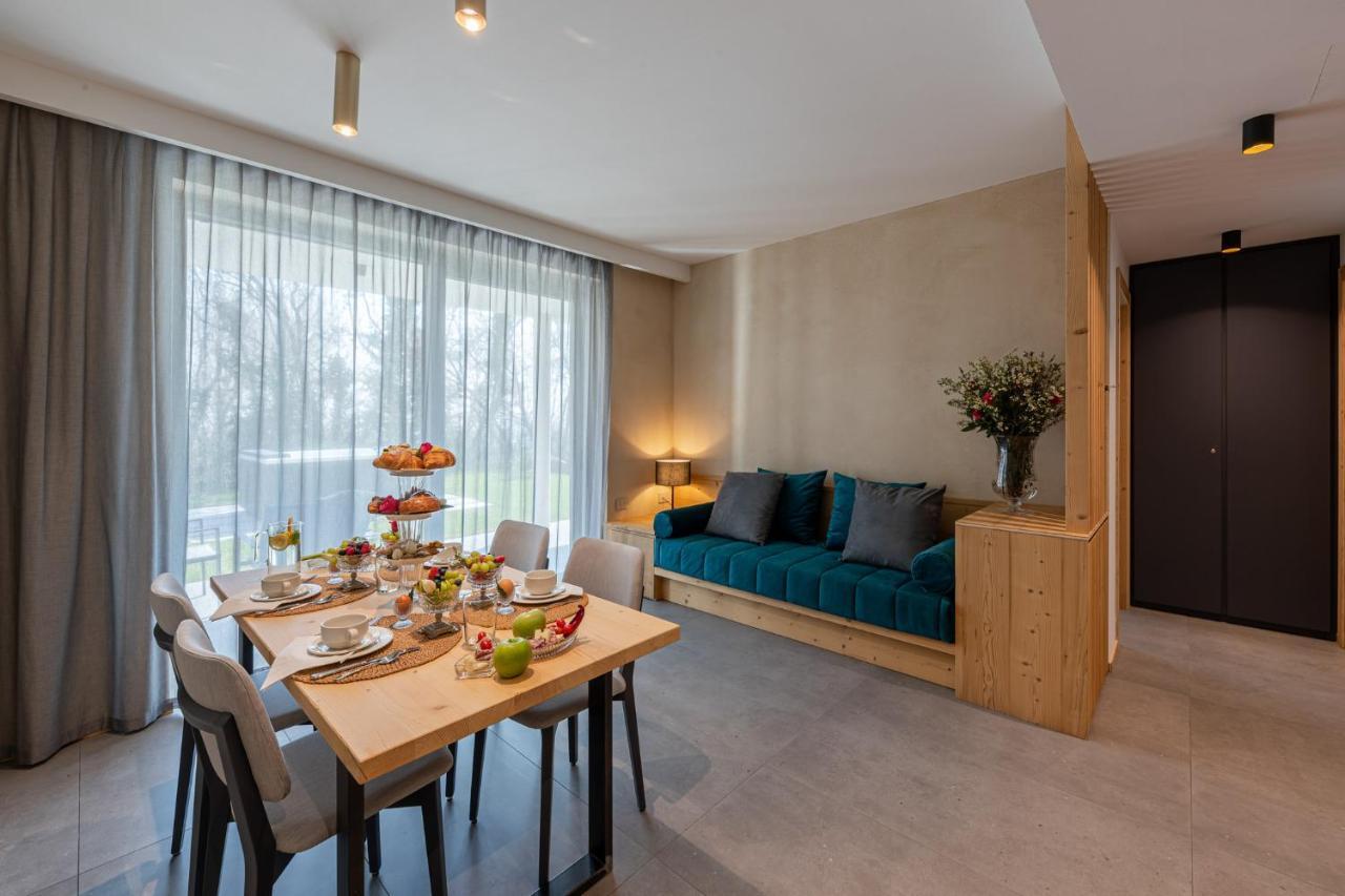 Shiloh Private Luxury Apartments Костермано Экстерьер фото