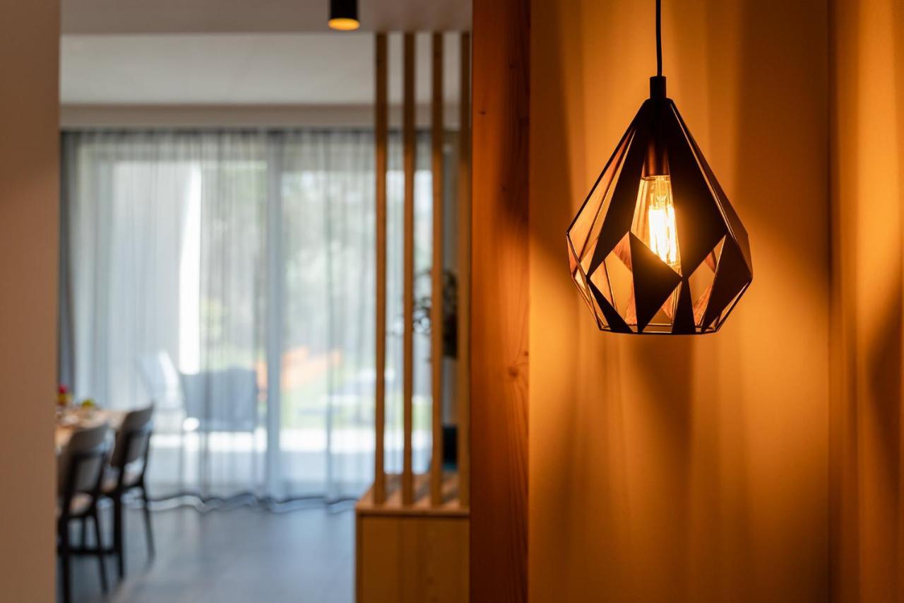 Shiloh Private Luxury Apartments Костермано Экстерьер фото