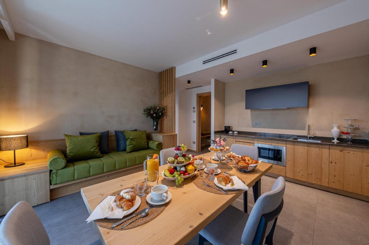 Shiloh Private Luxury Apartments Костермано Экстерьер фото