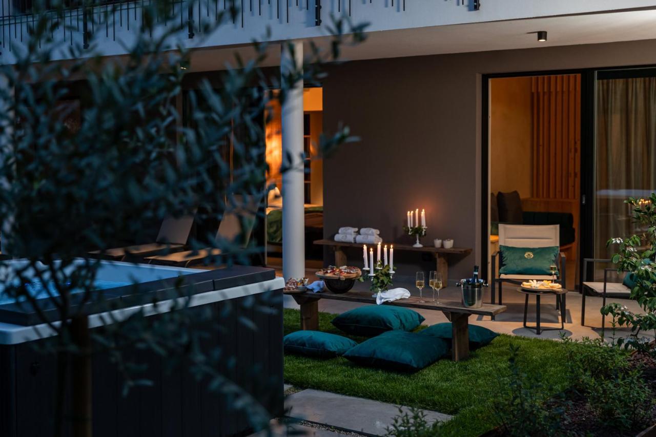 Shiloh Private Luxury Apartments Костермано Экстерьер фото